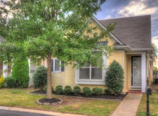 1425 Island Town Dr, Memphis, TN 38103-9044