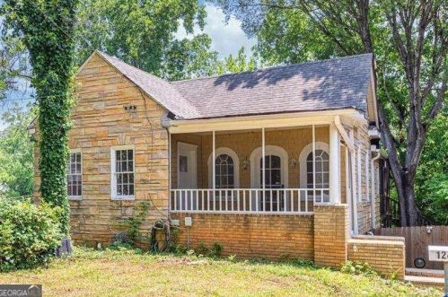 1247 Monroe Dr, Atlanta, GA 30306-3439