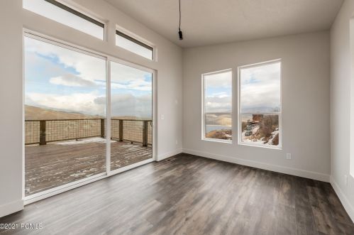 182 Valley View Ave, Hoytsville UT 84017-5533 exterior