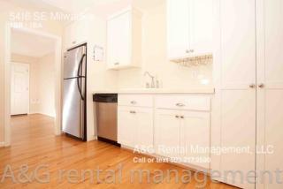 5416 Milwaukie Ave, Portland OR  97202-4914 exterior