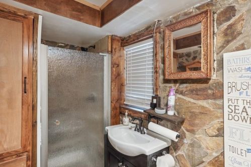 1921 Fremont St, Atlanta GA  30315-6668 exterior