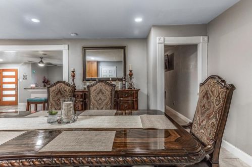 2810 Altman Dr, Irving TX  75062-4229 exterior