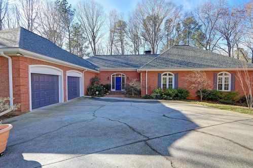 3678 Habersham Ln, Duluth, GA 30096-6111