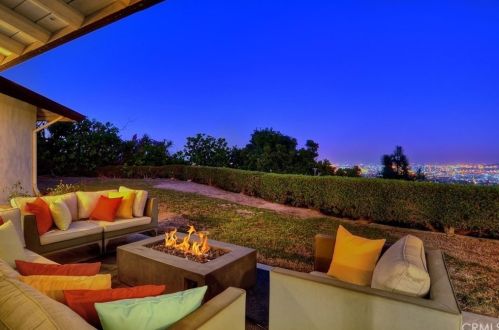 40 Avenida Corona, Palos Verdes Estates, CA 90275-6328