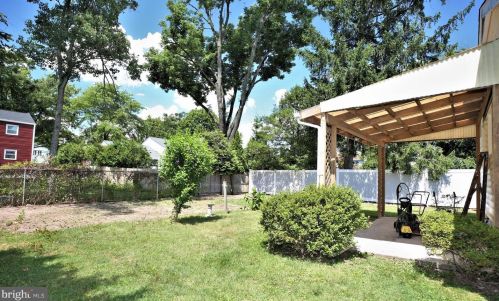 24 Hillside Rd, Princeton NJ  08540-3436 exterior