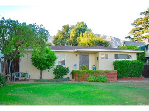 655 Barry Pl, Altadena, CA 91001-2328