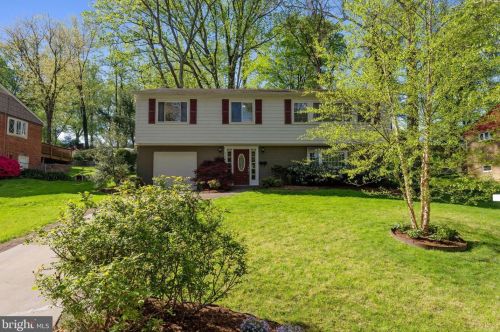 7507 Essex Ave, Springfield, VA 22150-4138
