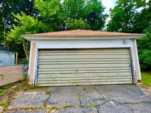 56 Beechwood Ave, Torrington CT  06790-5121 exterior