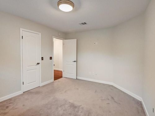 14712 Bescott Dr, Austin TX  78728-5730 exterior
