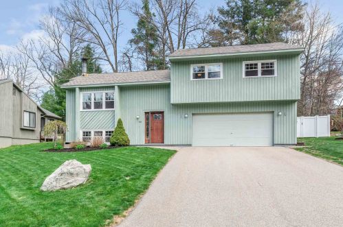 20 Cimmarron Dr, Nashua, NH 03062-1471