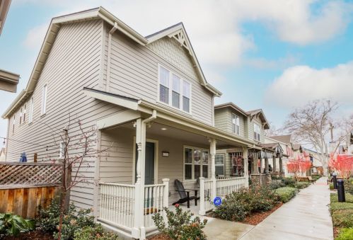370 C St, Hayward, CA 94541
