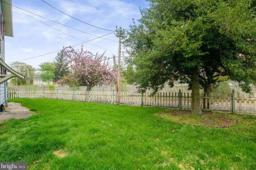 3 Park Ave, Haddonfield NJ 08033-1639 exterior