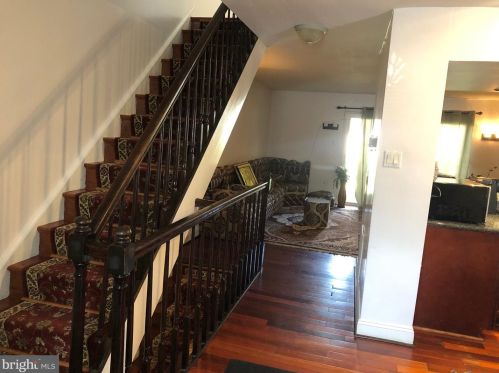 11150 Oak Leaf Dr, Silver Spring MD 20901-1310 exterior