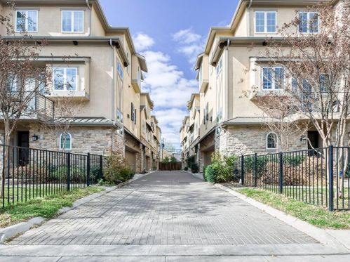 3640 Azure Ct, Dallas, TX 75219-3037