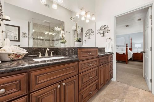 260 Brookside Ct, Anaheim CA  92808-1204 exterior