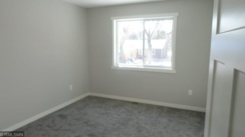 2018 English St, Saint Paul MN  55109-3427 exterior