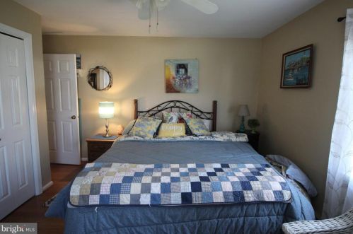 17 Friendship Ct, Charles Town WV 25414-5058 exterior