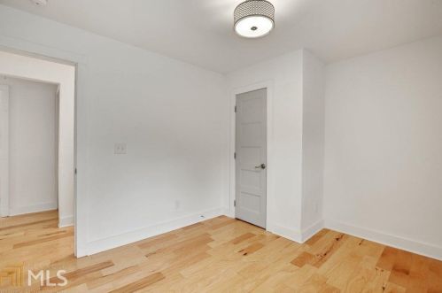 1816 Evans Dr, Atlanta GA  30310-4820 exterior