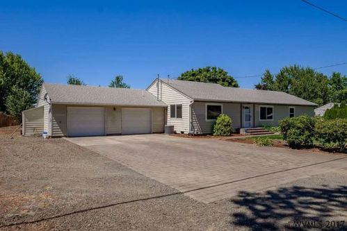 33516 Lucky Way, Lebanon, OR 97355-9606
