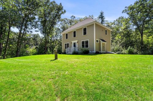 25 Kelsey Rd, Lee, NH 03861-6315