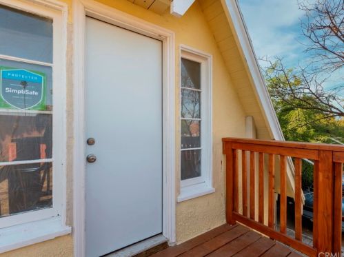 4624 Olivewood Ave, Riverside CA  92501-4118 exterior