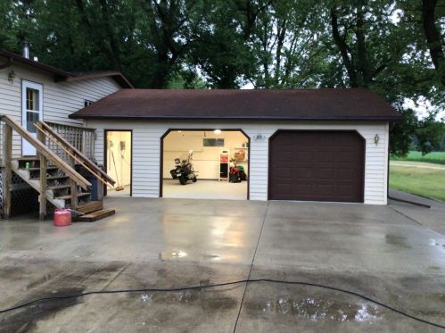 2005 Maple Dr, Alex, MN 56308-9215