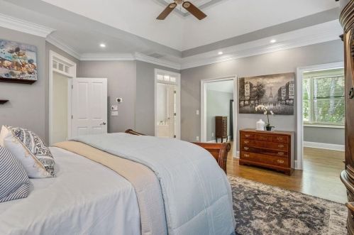 2507 Brookline Cir, Atlanta GA  30319-3690 exterior