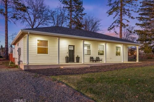 5897 Crestview Dr, Paradise, CA 95969-3822
