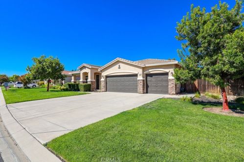 9690 Heatherhearst Dr, Sharon, CA 93610-8011