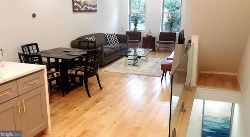 1205 4th St, Philadelphia, PA 19147-5201