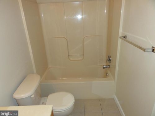 22 Crawford Dr, Charles Town WV 25414-6502 exterior