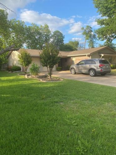 1509 Glasgow Rd, Fort Worth TX  76134-2314 exterior