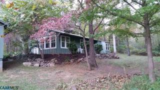 132 Circle Rd, Stanardsville, VA 22973-3903