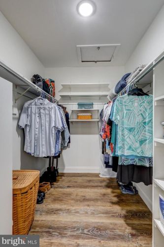 189 Valleybrook Dr, Lancaster PA  17601-4620 exterior