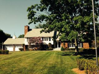 1154 Coleman Rd, Cheshire, CT 06410-3220