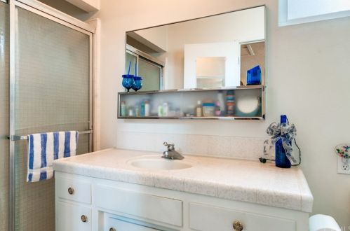 6950 Peralta Pl, Riverside CA  92509-6311 exterior