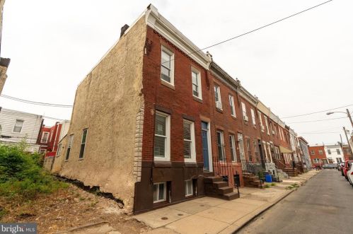 2026 Dorrance St, Philadelphia, PA 19145-2922