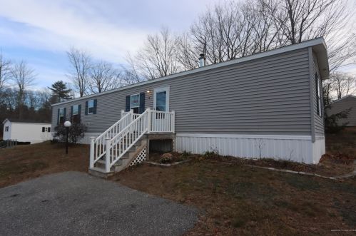 8 Sandy Ct, Turner, ME 04282-4262