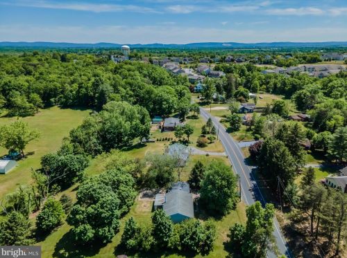 481 Cranes Gap Rd, Carlisle PA  17013-9602 exterior