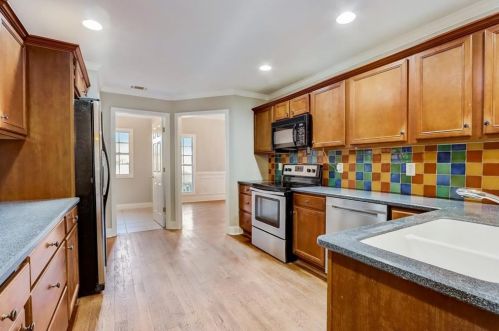 4311 Waverly Downs Dr, Lithonia, GA 30039-5510