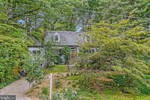 1320 Dale Dr, Silver Spring MD  20910-1601 exterior