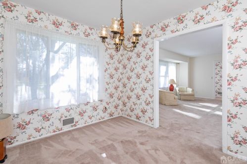 32 Taylor Rd, Princeton NJ 08540-9521 exterior