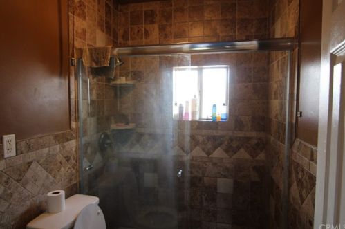 925 Oleander Ave, Compton, CA 90220-2123