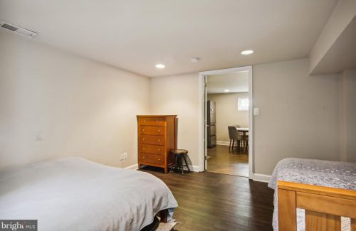 10130 Brookmoor Dr, Silver Spring MD 20901-2712 exterior