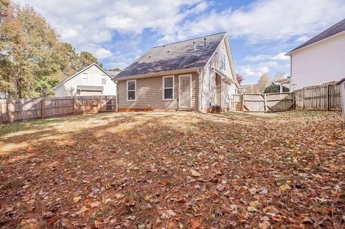 421 Tina Hely Ct, Stockbridge GA 30281-6479 exterior