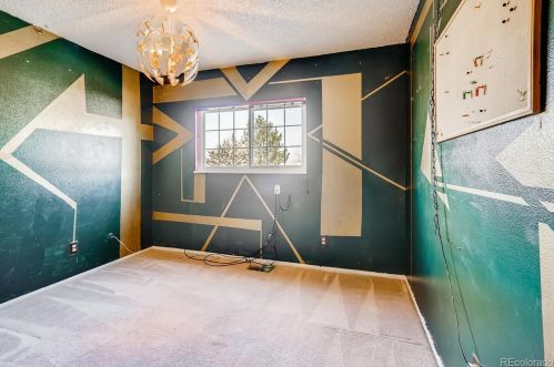 1595 Vaughn Cir, Aurora CO 80012-5316 exterior