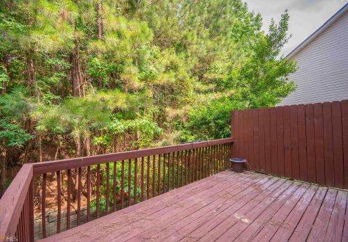 748 Celeste Ln, Atlanta GA  30331-8606 exterior