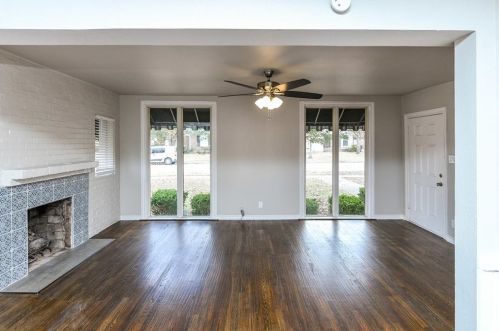 3558 Stadium Dr, Fort Worth TX  76109-2943 exterior