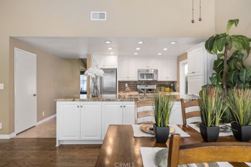 7820 Woodsboro Ave, Anaheim CA  92807-2434 exterior