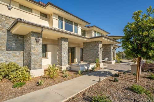 616 Gordon Highlands Rd, Glendora, CA 91741-6459
